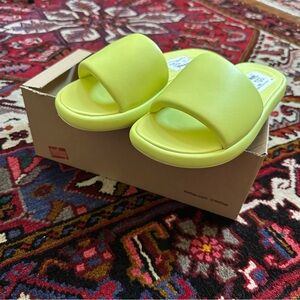 Fitflop Lime Slide Sandals